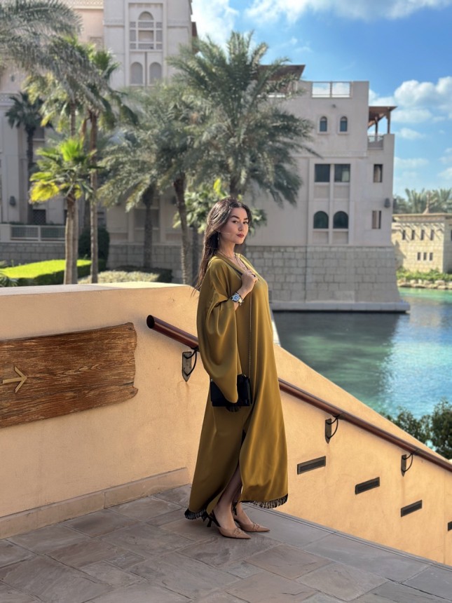 ROBE ICONIC DARK GOLD 