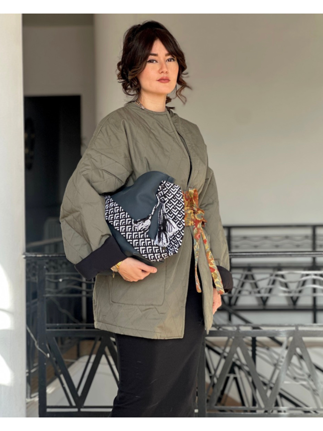 VESTE KIRA AVEC CEINTURE ETHNIQUE 