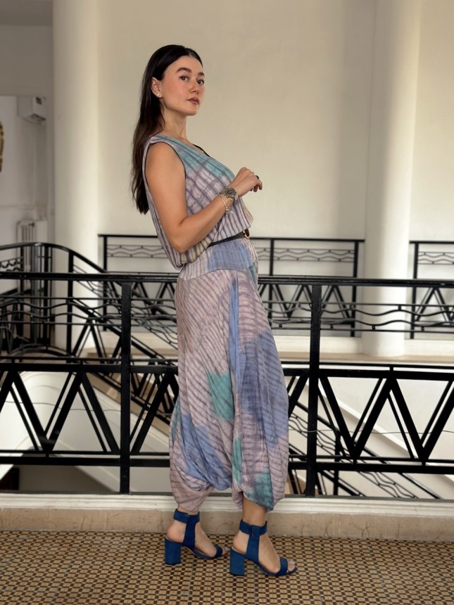 HAUT + SAROUAL  ALGERIEN NUDE