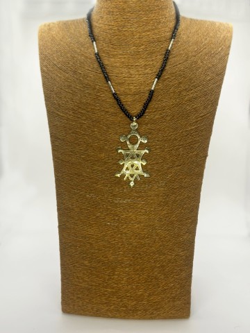 COLLIER TOUAREG 04