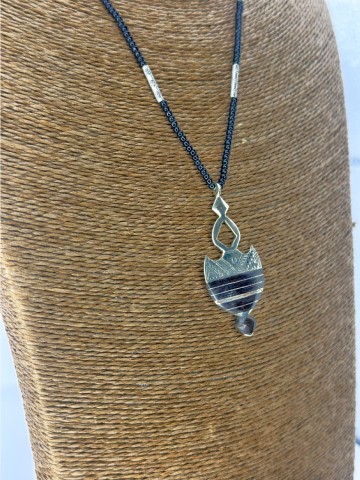 COLLIER TOUAREG 02