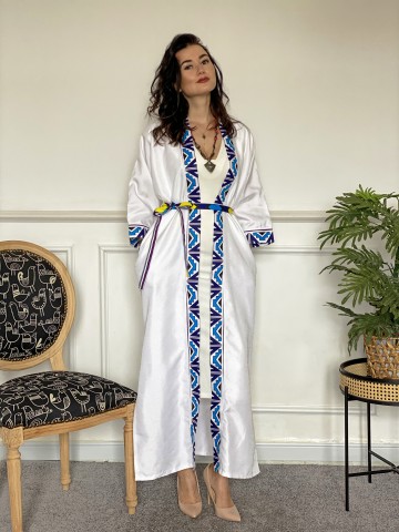 Abaya/ Kimono Blanc 100% lin avec détaille en WAX