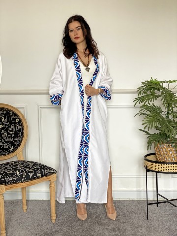 Abaya/ Kimono Blanc 100% lin avec détaille en WAX