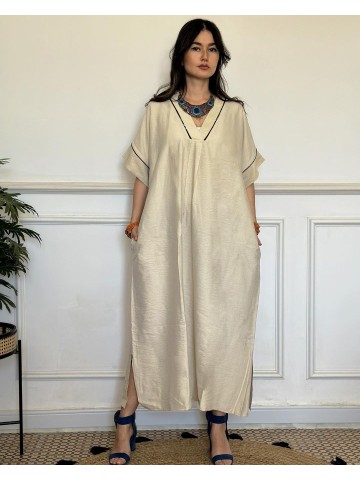 Robe en lin beige avec détaille en WAX