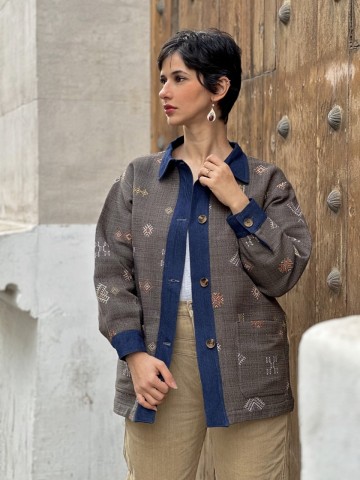 VESTE ETHNIQUE AVEC DÉTAILS EN JEAN OVERSIZE