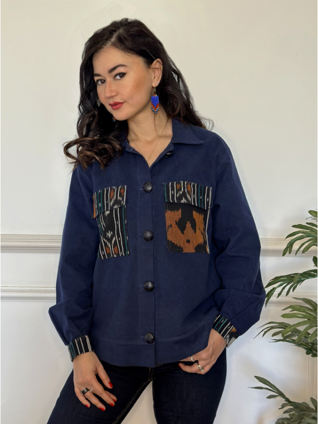 Veste Oversize bleu foncé avec col et manches longues