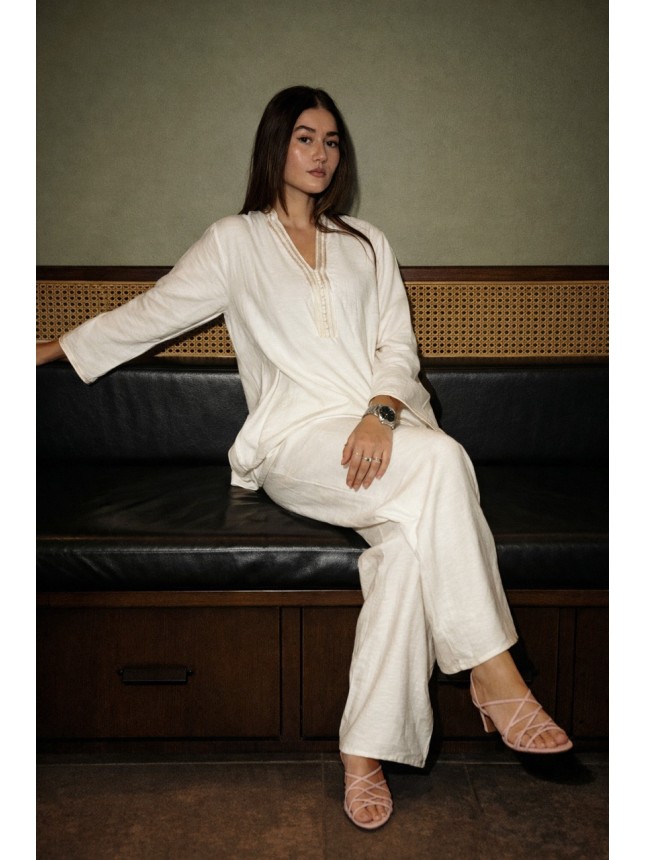 JABADOR WHITE ICON  ENSEMBLE